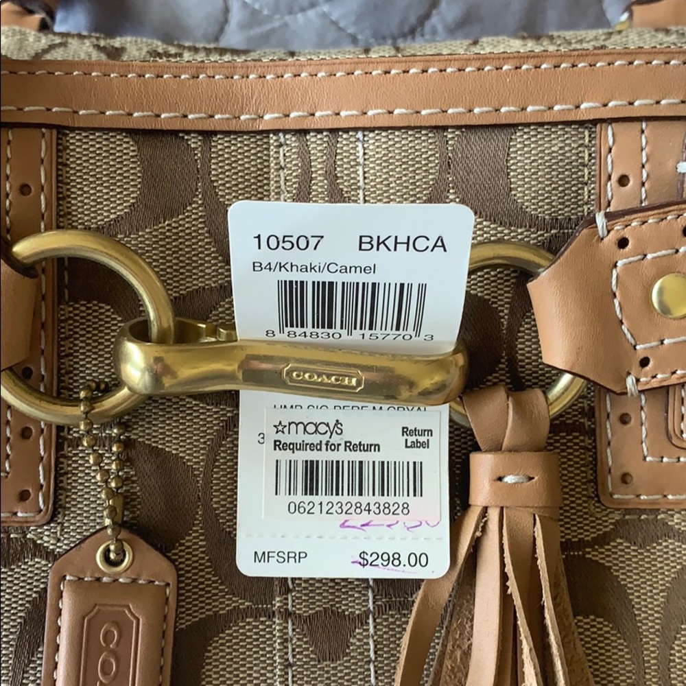 Coach Purse - Picture 5 of 7